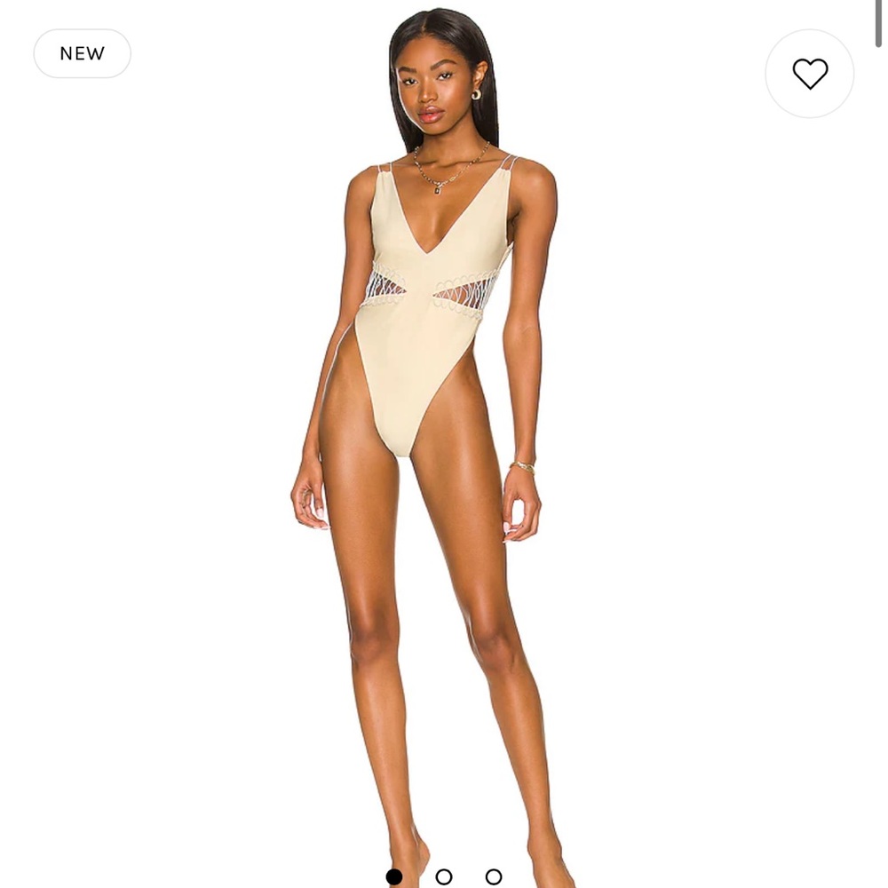 🆕 Camila Coelho Caprice One Piece